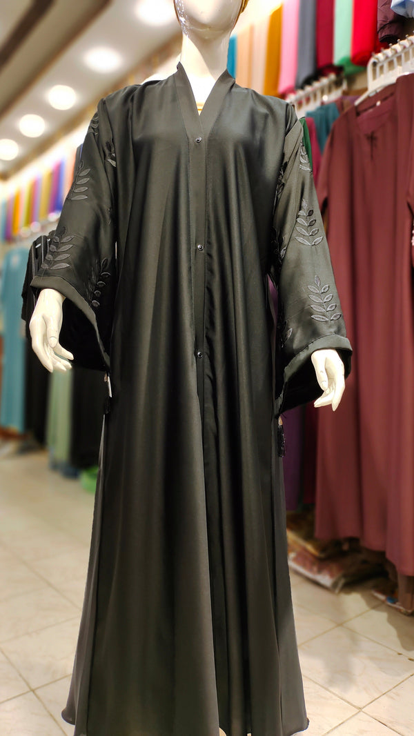 Exclusive EMB B/Colour Abaya-Black