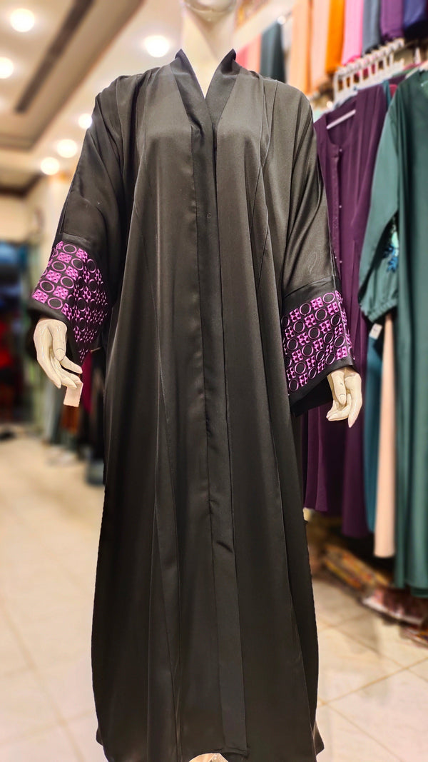 Exclusive EMB B/Colour Abaya-Black