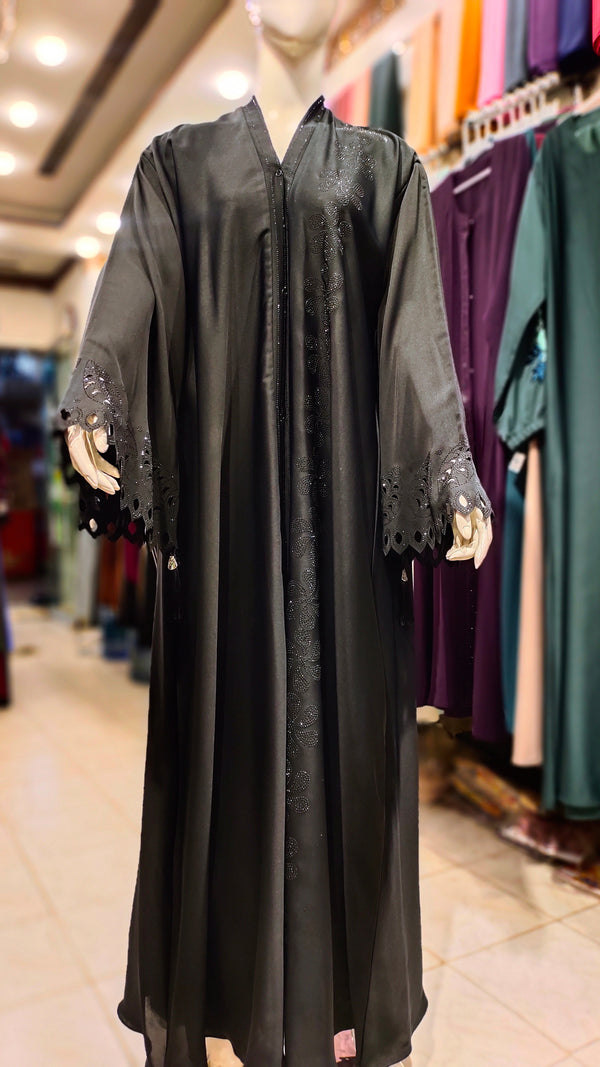 Exclusive EMB B/Colour Abaya-Black