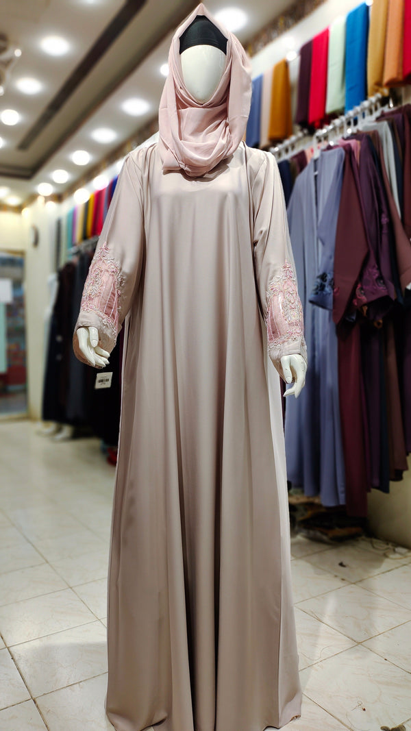 AW Romantic Handwork Abaya – Front Close-Pink White